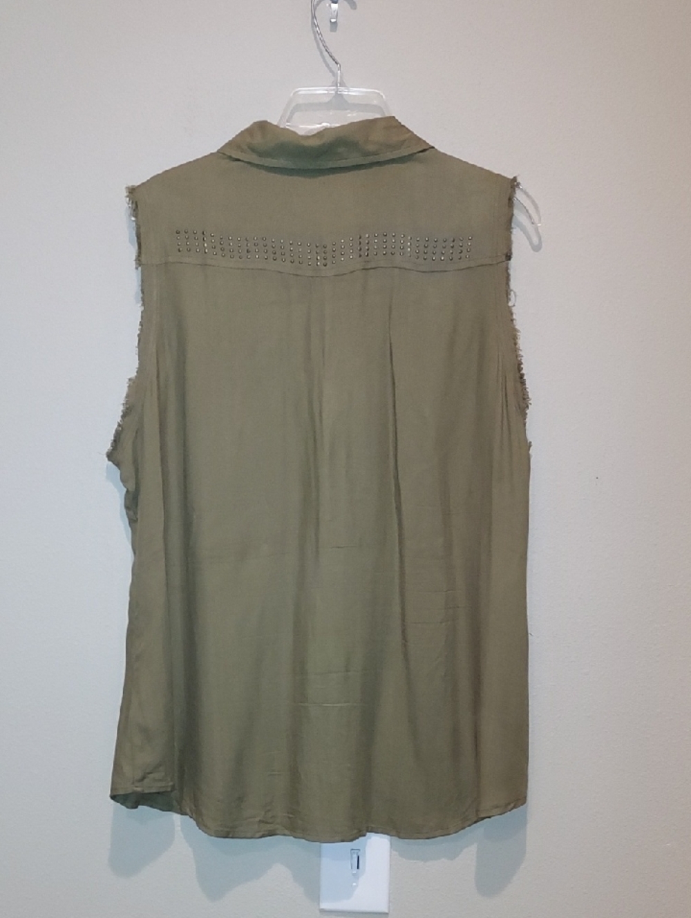 IDVLLWIND Top - Picture 6 of 9